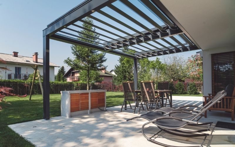 louvered-pergola-installation
